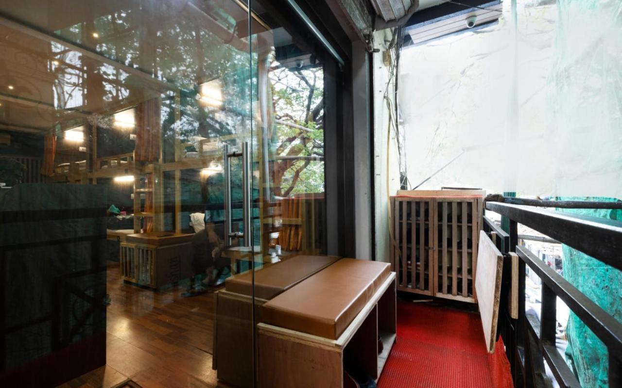 Sunrise Hostal